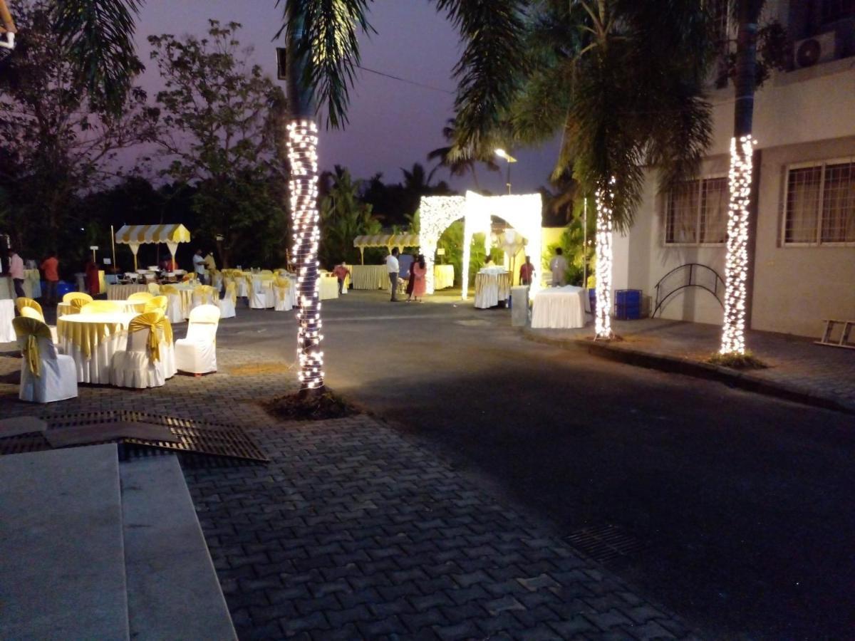 Hotel Angamaly Convention Centre Kochi Exteriér fotografie