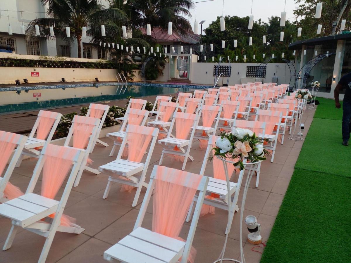 Hotel Angamaly Convention Centre Kochi Exteriér fotografie